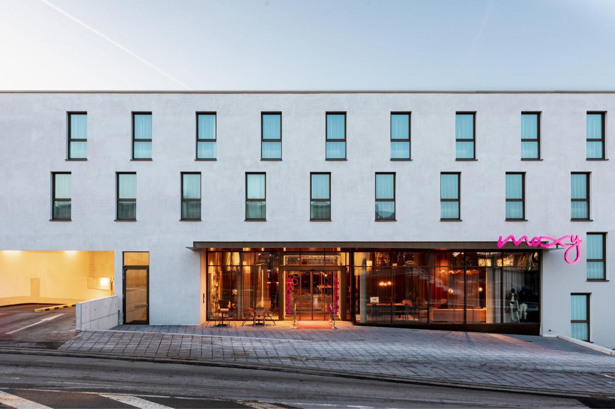 Moxy Outletcity Metzingen Metzingen  Eksteriør billede
