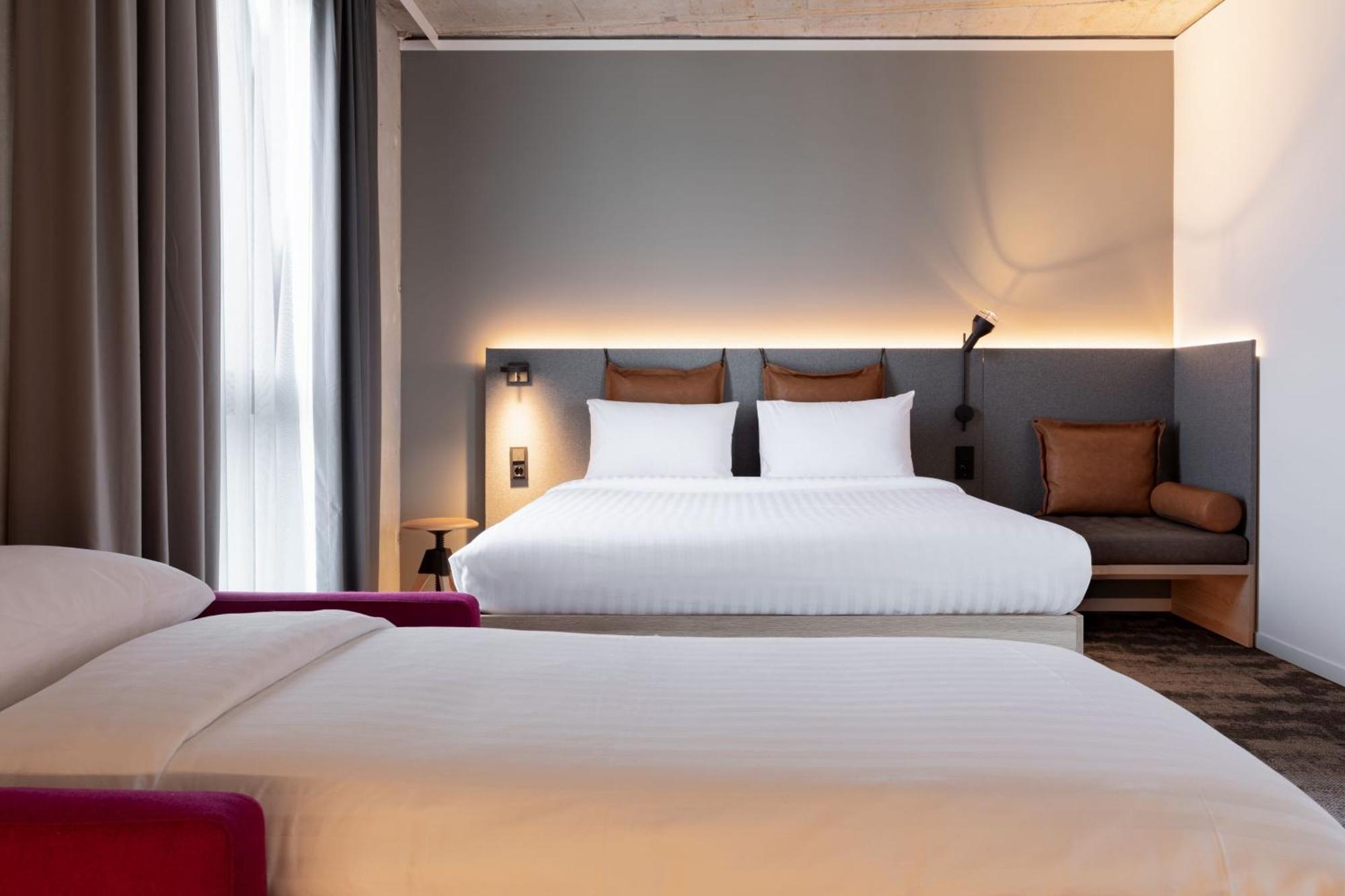 Moxy Outletcity Metzingen Metzingen  Eksteriør billede
