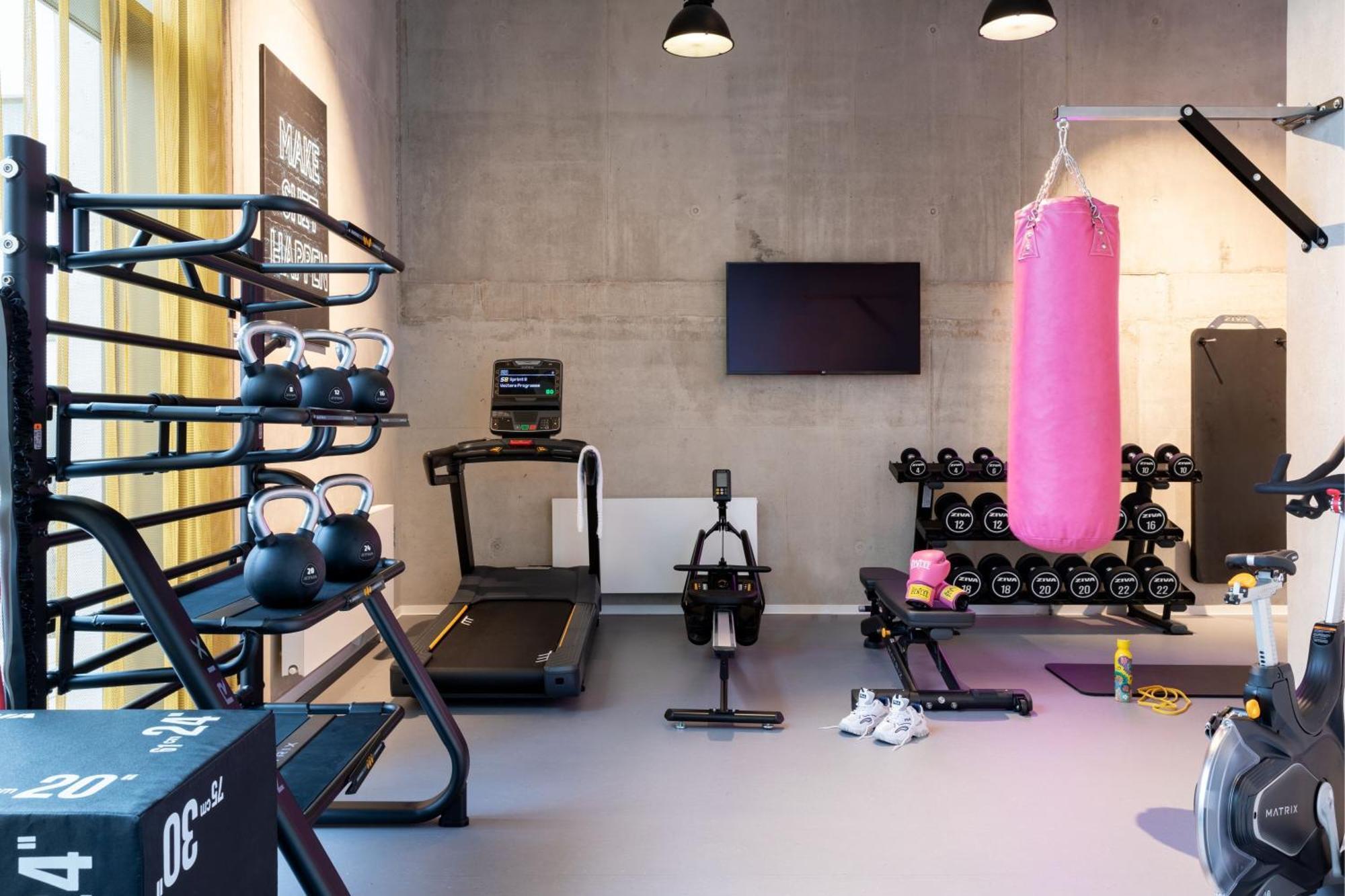Moxy Outletcity Metzingen Metzingen  Eksteriør billede